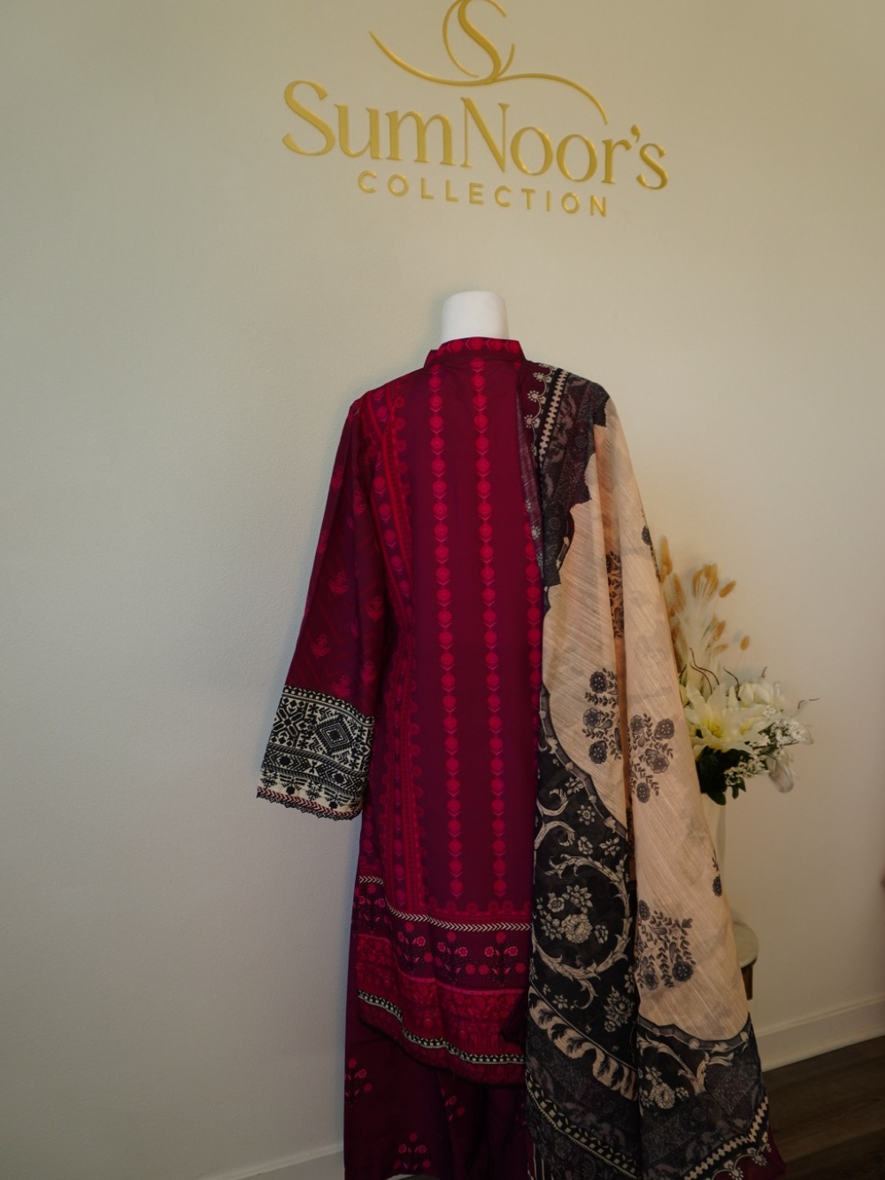 Embroidered Plum Kurta Set with Printed Shawl - Picture 3 of 3